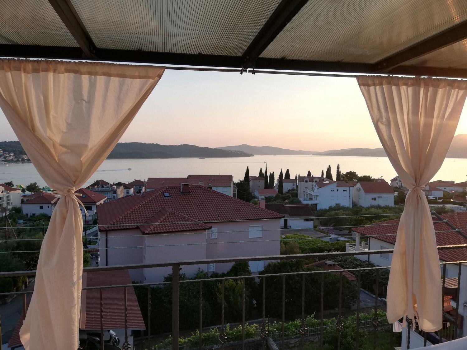Apartment Tamara Трогир Екстериор снимка