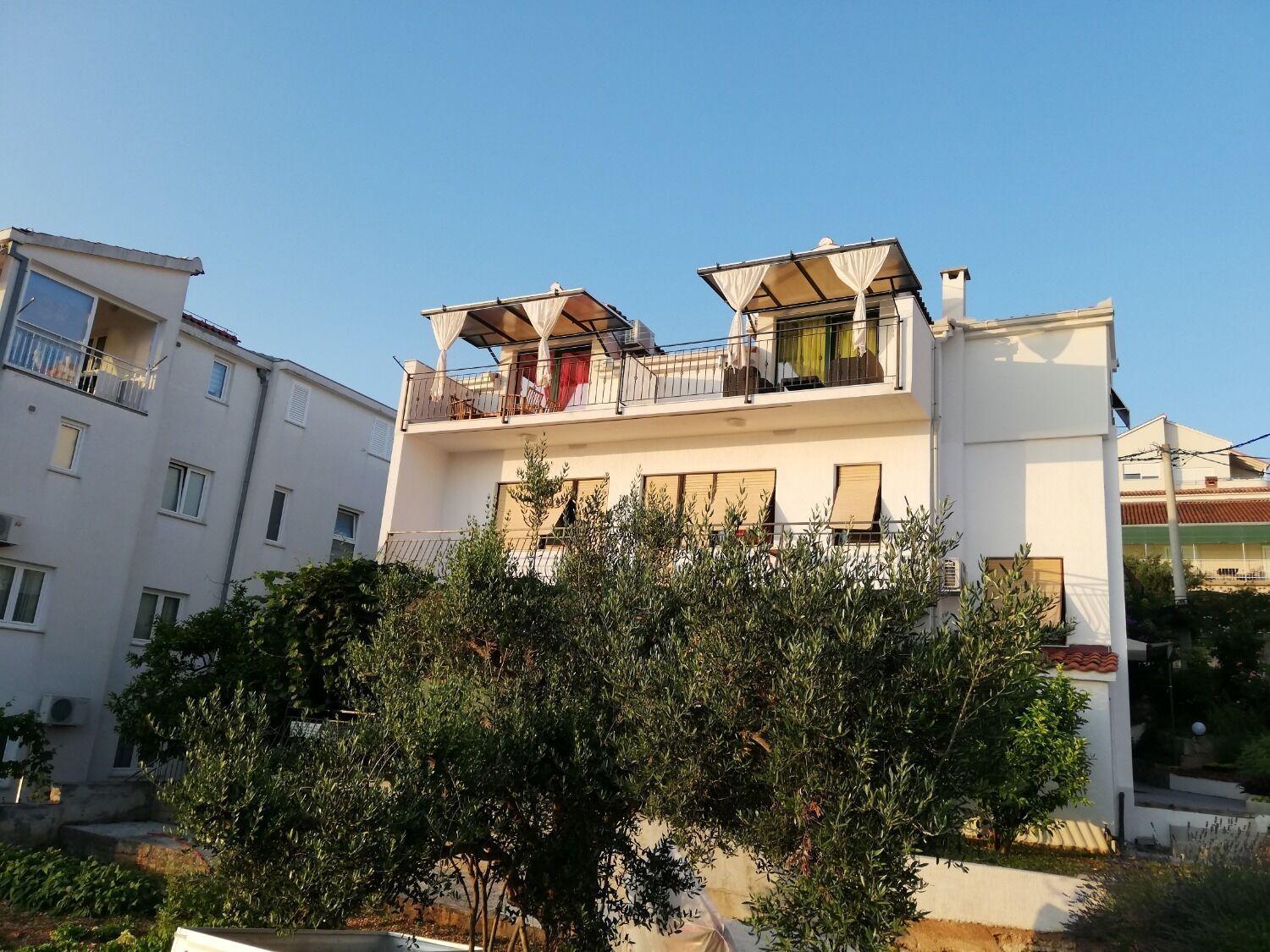 Apartment Tamara Трогир Екстериор снимка